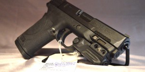 Smith & Wesson M&P 9 Shield EZ W/ laser red